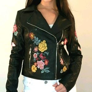 Romeo & Juliet NWT Flower Embroidery Moto Jacket